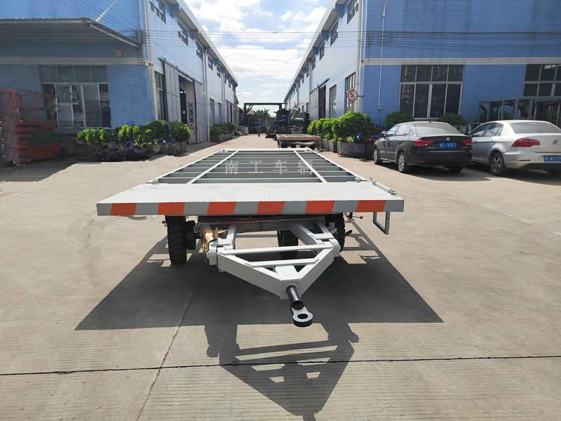 16T星空·体育（XK SPORTS）官方网站骨架式全挂车