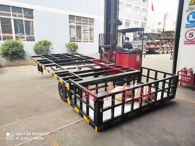 4-ton airport skeleton flatbed trailer