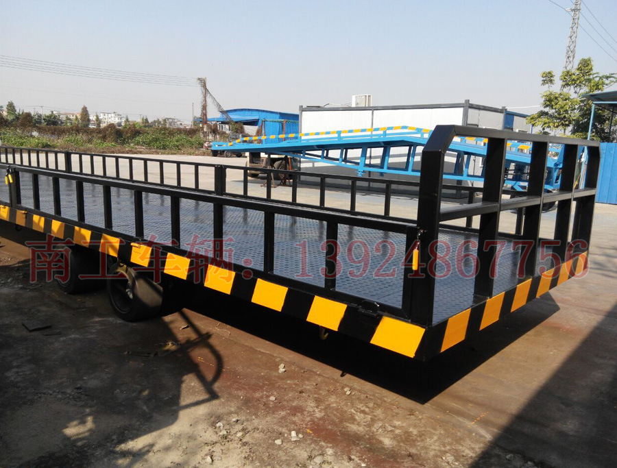 13米星空·体育（XK SPORTS）官方网站 液压刹车护栏星空·体育（XK SPORTS）官方网站8.jpg