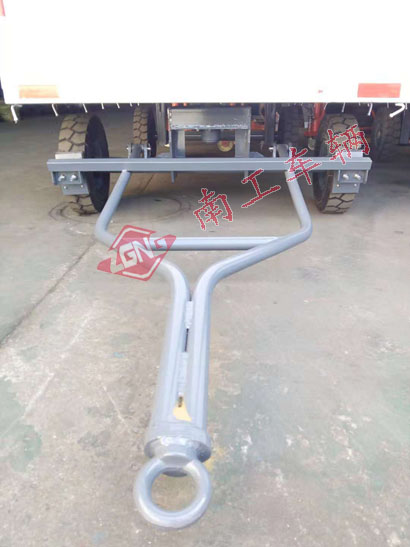 白色雨篷星空·体育（XK SPORTS）官方网站5I.jpg