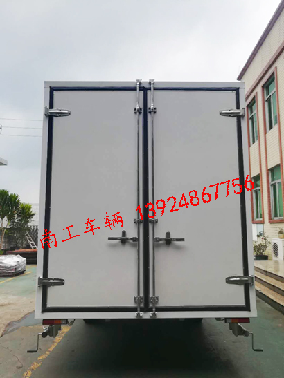 1.5吨白色厢式星空·体育（XK SPORTS）官方网站2I.jpg