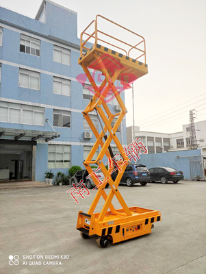 1685517064120570.jpg 0.24吨移动式液压升降平台2I.jpg