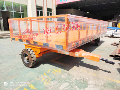 5吨护栏型星空·体育（XK SPORTS）官方网站 全挂车4I.jpg