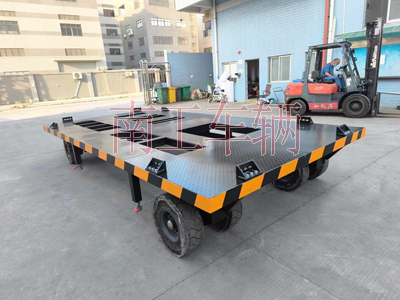 10吨预制方舱星空·体育（XK SPORTS）官方网站 拖车底盘2I.jpg