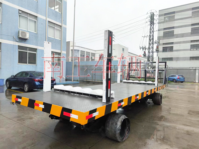 30T重型星空·体育（XK SPORTS）官方网站 带活动插装立柱工具拖车3I.jpg