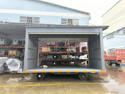 10吨箱式星空·体育（XK SPORTS）官方网站两侧带卷帘门2I.jpg