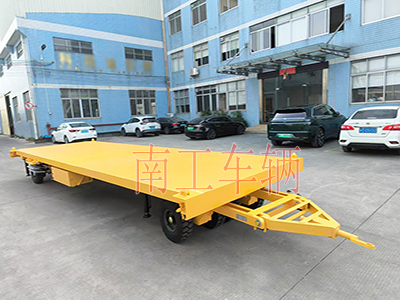 10吨星空·体育（XK SPORTS）官方网站带液压支腿伸缩梯工具车3I.jpg