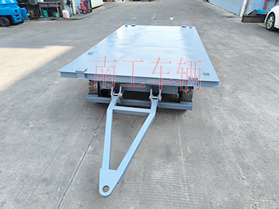 3吨小型牵引星空·体育（XK SPORTS）官方网站 全挂车I.jpg