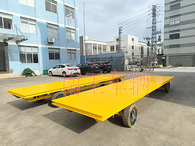 5吨星空·体育（XK SPORTS）官方网站 牵引平板全挂拖车5I.jpg