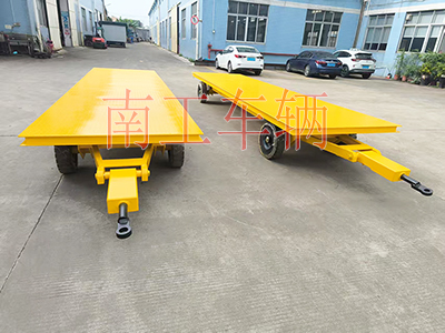 5吨星空·体育（XK SPORTS）官方网站 牵引平板全挂拖车I.jpg